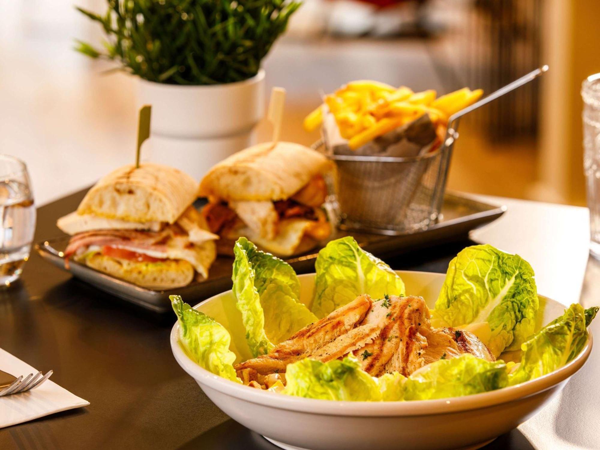 Mercure Birmingham West Hotel West Bromwich Eksteriør billede